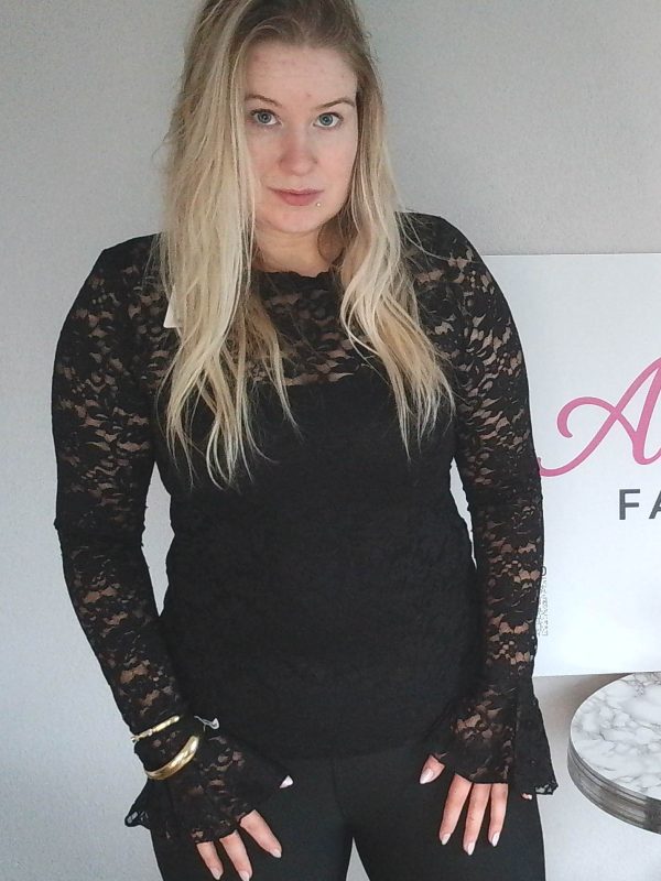 Longsleeve Lace Top BLACK