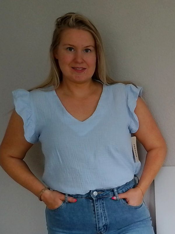 V-Neck Ruffle Blouse - 4 Kleuren